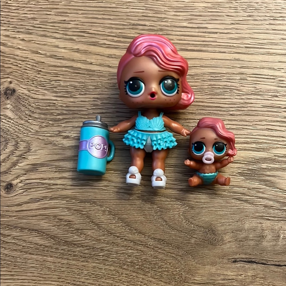 LOL “Treasure” and lil sister